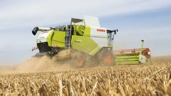 Зерноуборочный комбайн CLAAS Tucano 320-450