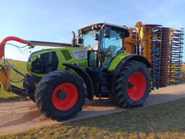 Тракторы Claas
